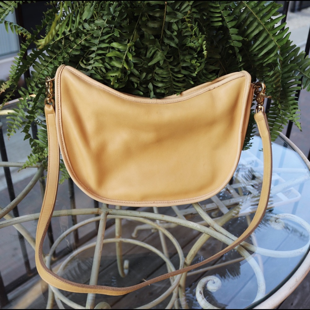 Vintage Authentic Coach Purse Beige